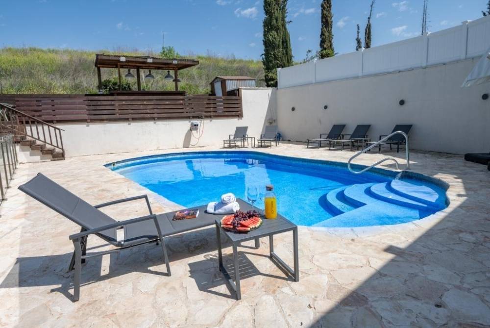 184590 המתחם החיצוני, אחוזת תבור, וילה  באחוזת ברק וילות - Vila 4 U