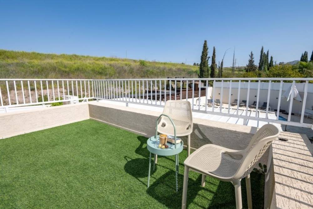 184594 המתחם החיצוני, אחוזת תבור, וילה  באחוזת ברק וילות - Vila 4 U