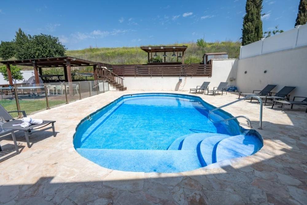 184605 המתחם החיצוני, אחוזת תבור, וילה  באחוזת ברק וילות - Vila 4 U