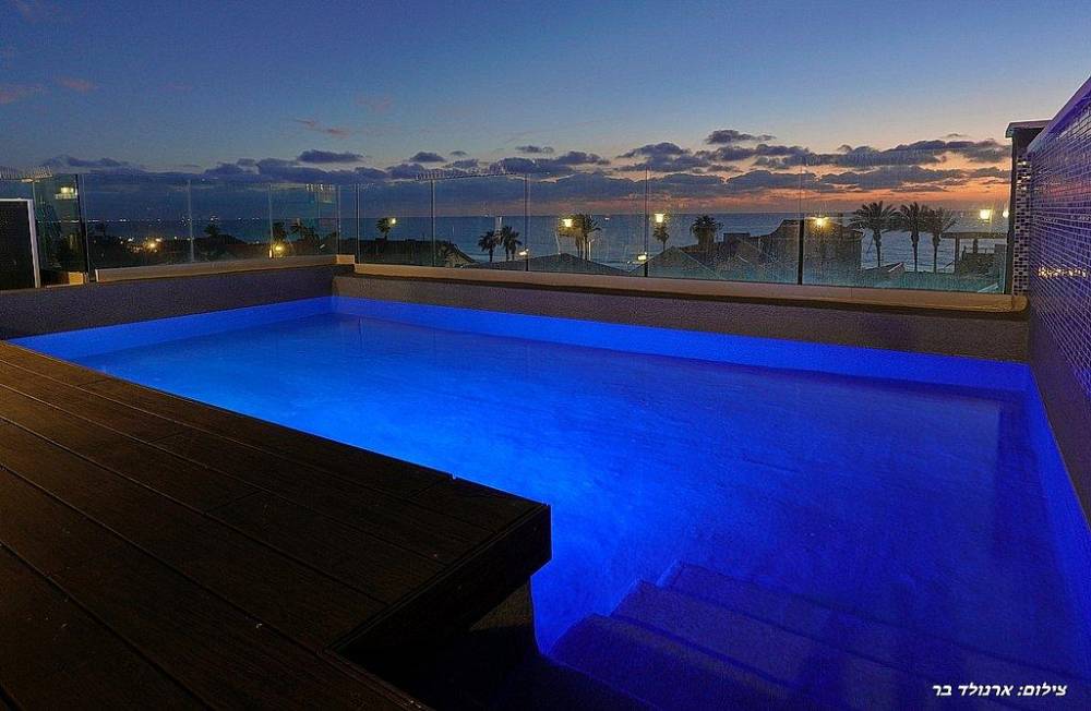 187588 גלריה כללית, סי בוטיק נהריה, וילה  בנהריה וילות - Vila 4 U