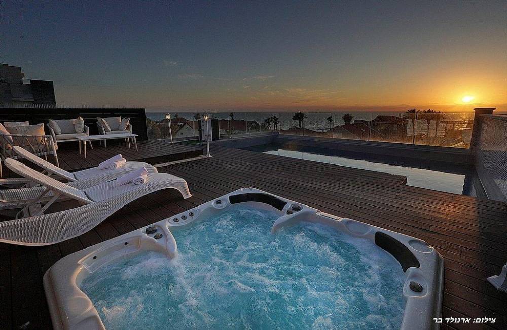 187595 גלריה כללית, סי בוטיק נהריה, וילה  בנהריה וילות - Vila 4 U