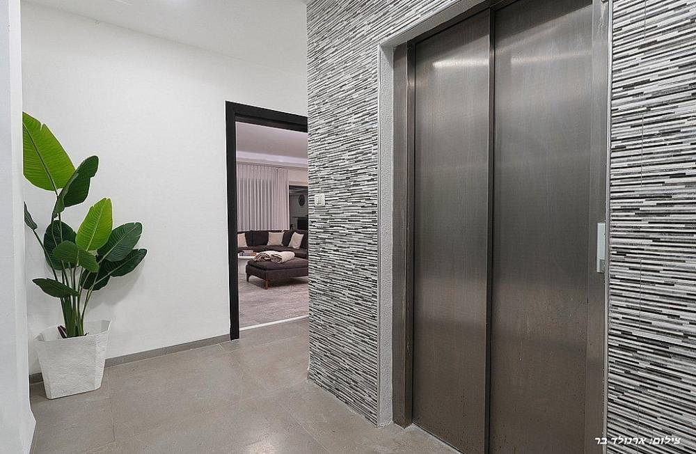 187623 גלרית פנים, סי בוטיק נהריה, וילה  בנהריה וילות - Vila 4 U