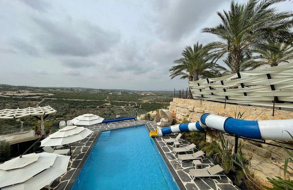 187764 גלריה כללית, שלמה המלך ריזורט, וילה  בירכא וילות - Vila 4 U