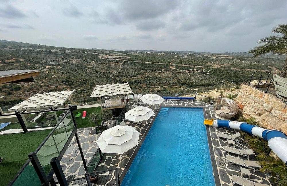 188778 גלרית חוץ, שלמה המלך ריזורט, וילה  בירכא וילות - Vila 4 U