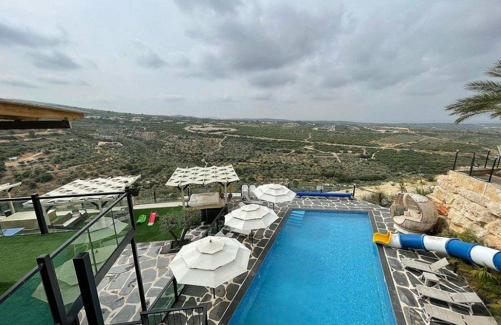 188783 גלרית חוץ, שלמה המלך ריזורט, וילה  בירכא וילות - Vila 4 U