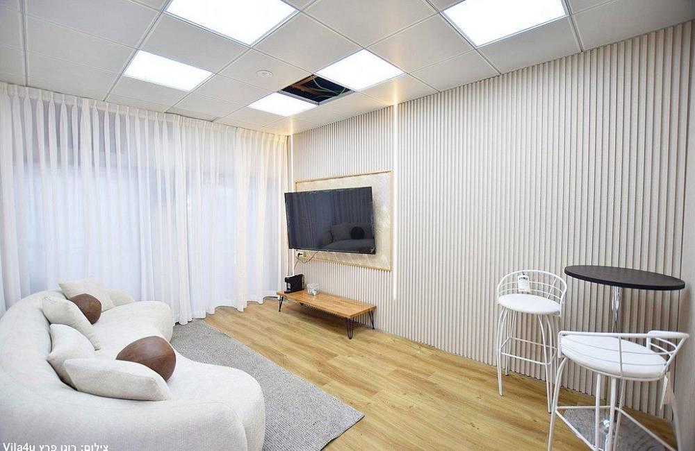 194588 חדר התארגנות, מתחם ספא סאן מארי בוטיק, וילה  בנתניה וילות - Vila 4 U