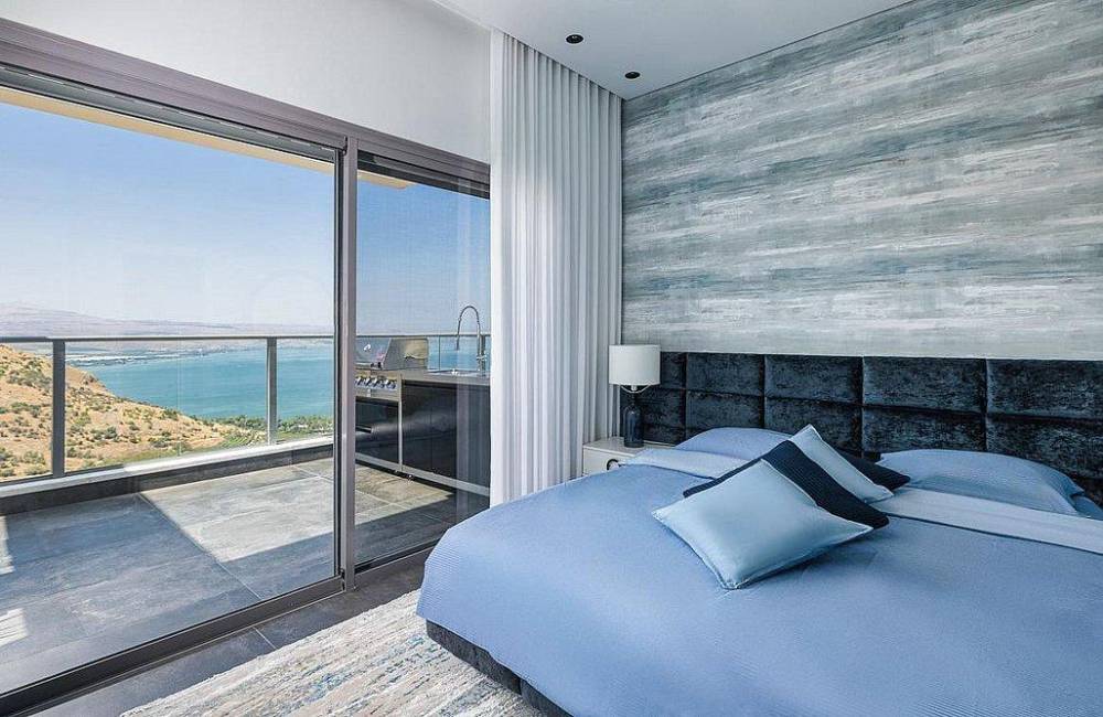 195898 גלרית פנים, רויאל פנטהאוז על הכנרת, וילה  בטבריה וילות - Vila 4 U