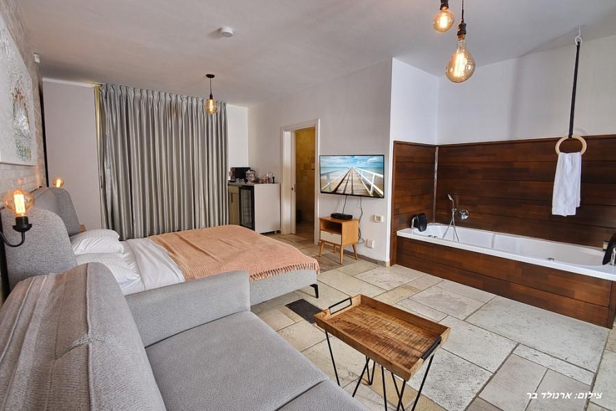 196464 פנים הסוויטות, מתחם הנופש רינג דה בל, וילה  בפוריה עילית וילות - Vila 4 U