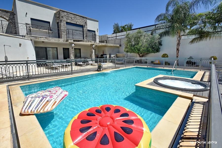 196478 גלריה חיצונית, מתחם הנופש רינג דה בל, וילה  בפוריה עילית וילות - Vila 4 U