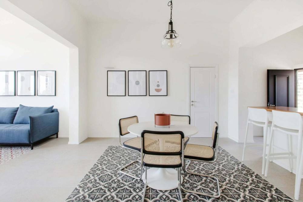 197174 סוויטות 3+4 שקד ורום, יו ג'י בוטיק - UG Boutique Apartment hotel, וילה  בטבריה וילות - Vila 4 U