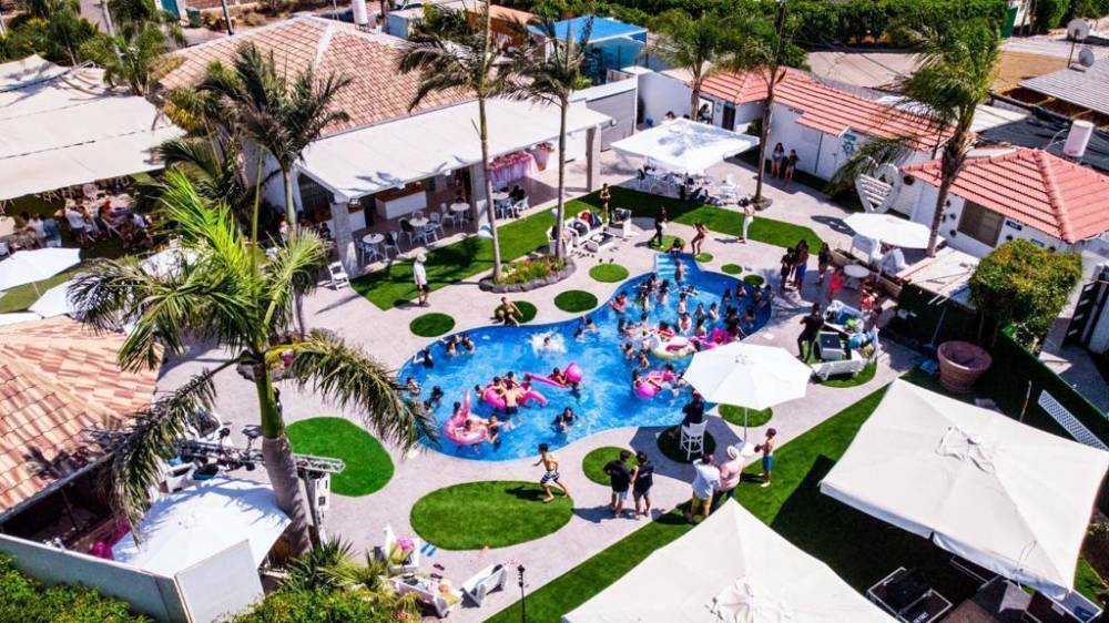 198928 אירוח במקום, בחצר של אפריים, וילה  במשמר השבעה וילות - Vila 4 U