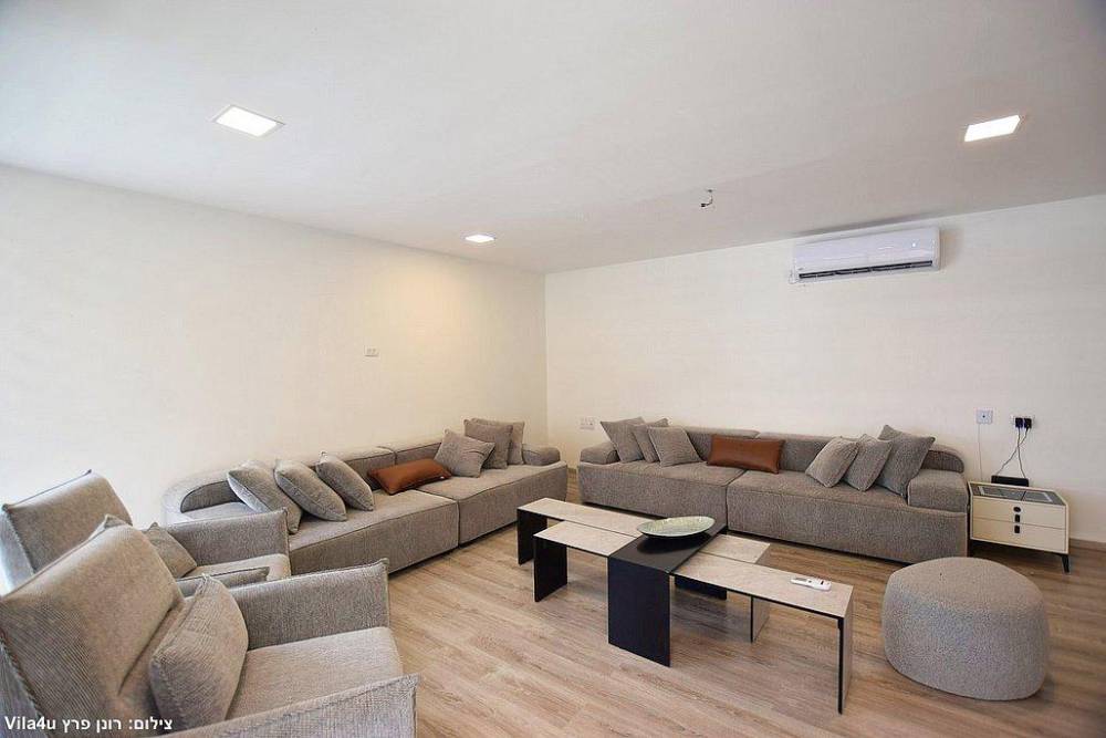 200490 גלריה כללית, אחוזת כוכב יהלום, וילה  בשלומי וילות - Vila 4 U