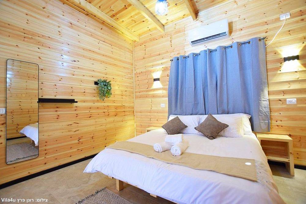 200604 הצימרים במתחם, אחוזת הזיתים ריזורט, וילה  בירכא וילות - Vila 4 U