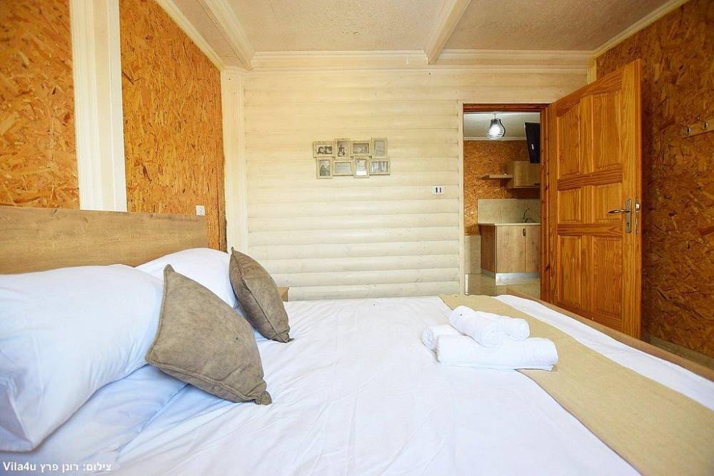 200613 הצימרים במתחם, אחוזת הזיתים ריזורט, וילה  בירכא וילות - Vila 4 U