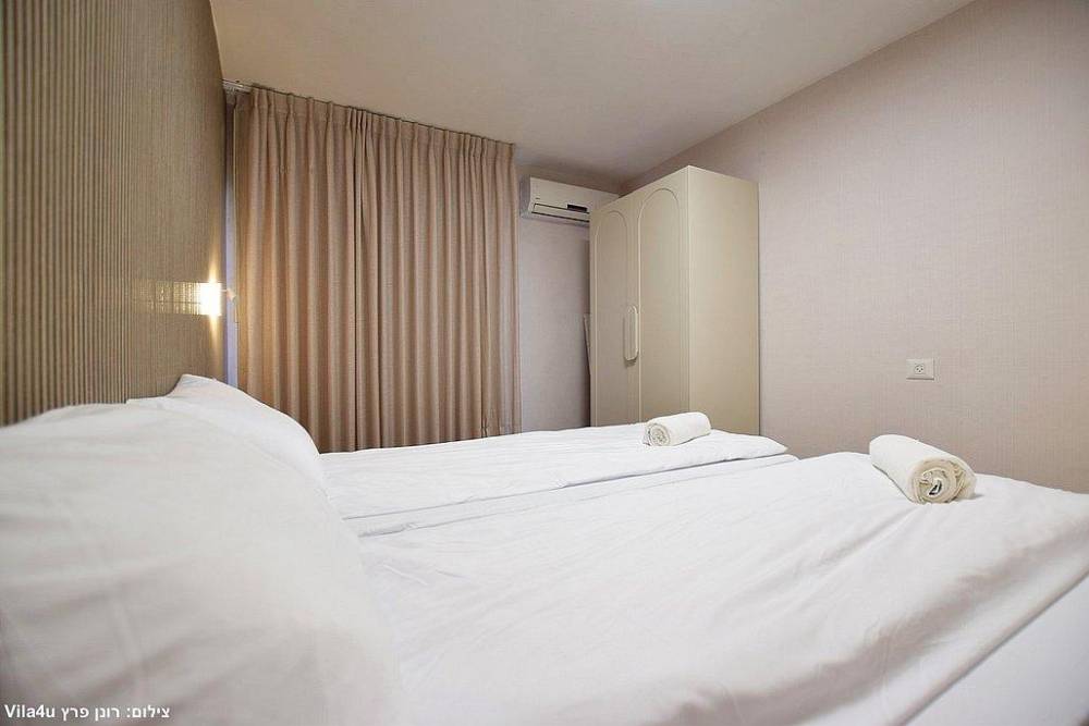 201634 גלרית פנים, אחוזת מן בוטיק, וילה  בצפת וילות - Vila 4 U