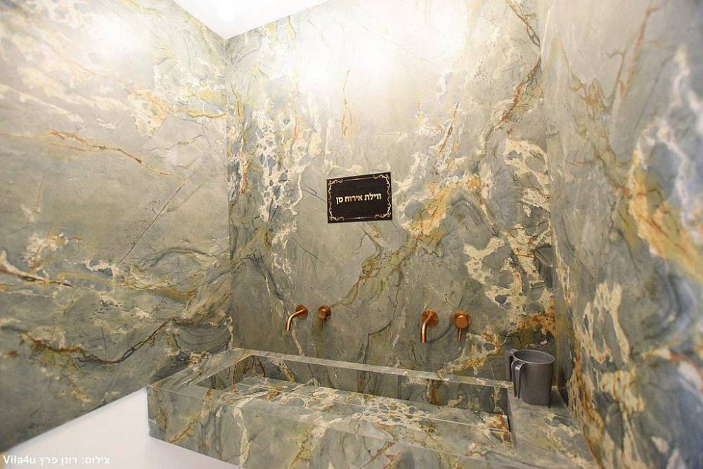 201645 גלרית פנים, אחוזת מן בוטיק, וילה  בצפת וילות - Vila 4 U