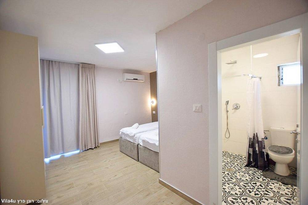 201679 גלריה כללית, אחוזת מן בוטיק, וילה  בצפת וילות - Vila 4 U