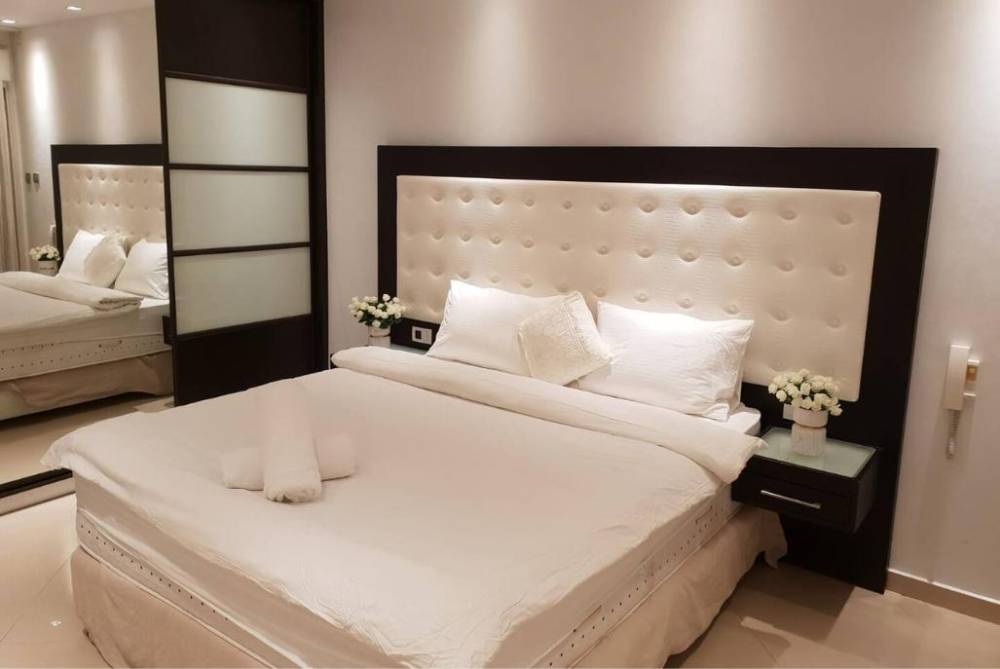 202171 סוויטה יוקרתית מלכותית, לה פלמורה אילת, וילה  באילת וילות - Vila 4 U