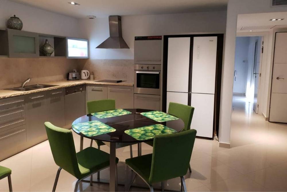 202173 סוויטה יוקרתית מלכותית, לה פלמורה אילת, וילה  באילת וילות - Vila 4 U