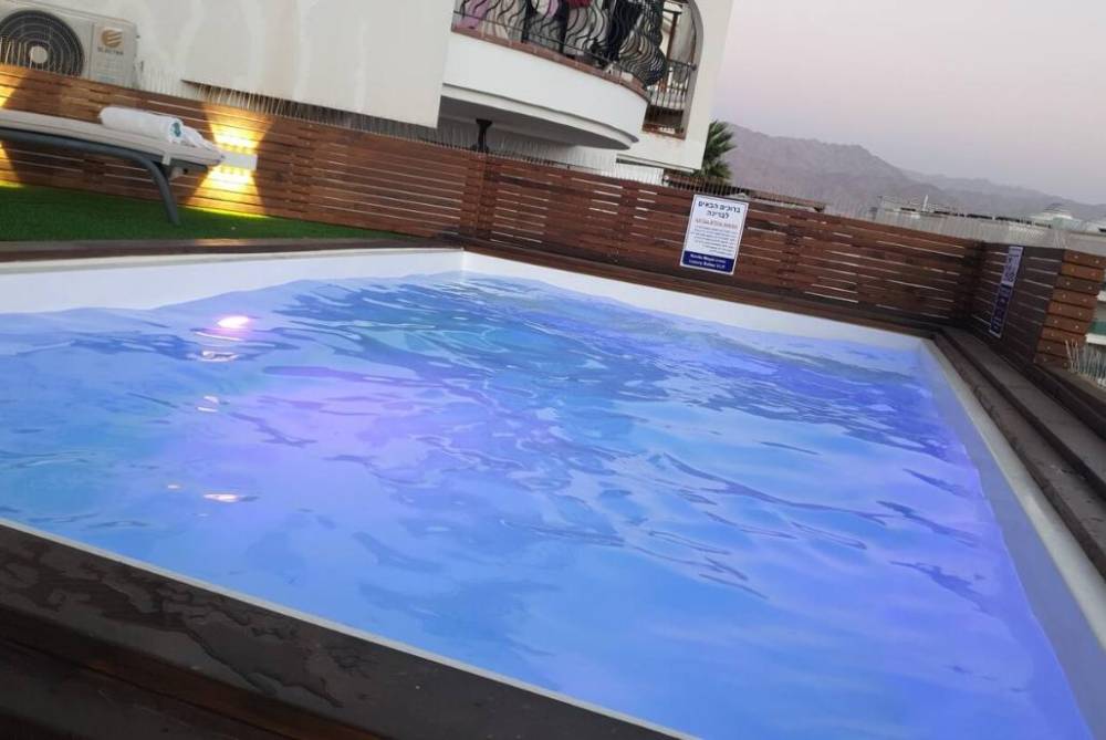 202189 סוויטה נשיאותית עם נוף לאוקיינוס, לה פלמורה אילת, וילה  באילת וילות - Vila 4 U