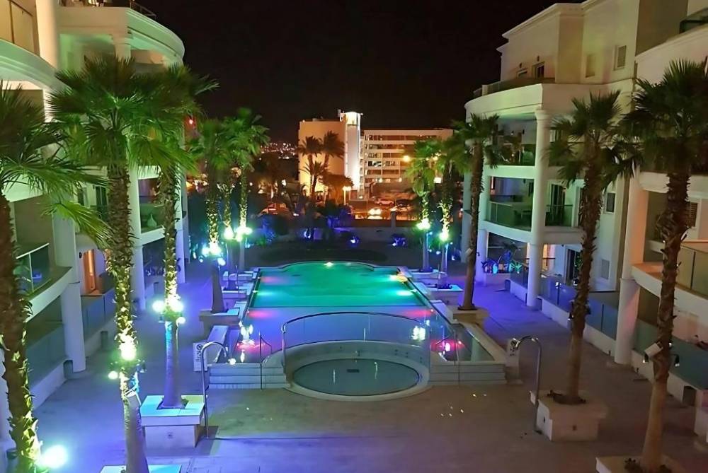 202212 מתחם משותף לאורחים, לה פלמורה אילת, וילה  באילת וילות - Vila 4 U