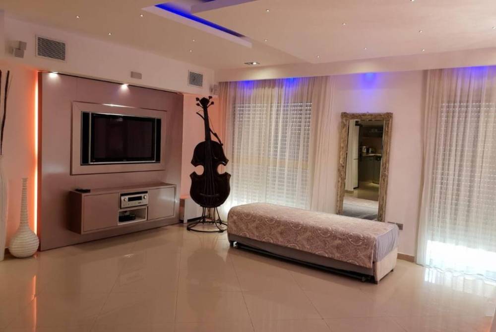 202235 גלריה כללית משותפת, לה פלמורה אילת, וילה  באילת וילות - Vila 4 U