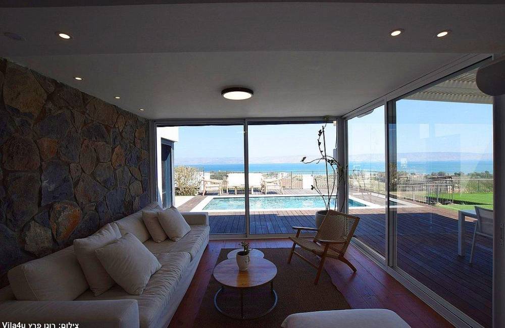 202441 גלרית פנים, וילה בליס - Villa Bliss, וילה  במגדל וילות - Vila 4 U