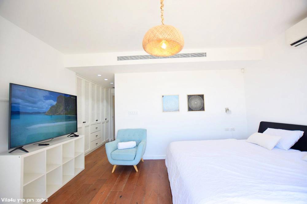 202450 גלרית פנים, וילה בליס - Villa Bliss, וילה  במגדל וילות - Vila 4 U