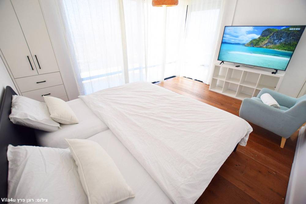 202453 גלרית פנים, וילה בליס - Villa Bliss, וילה  במגדל וילות - Vila 4 U