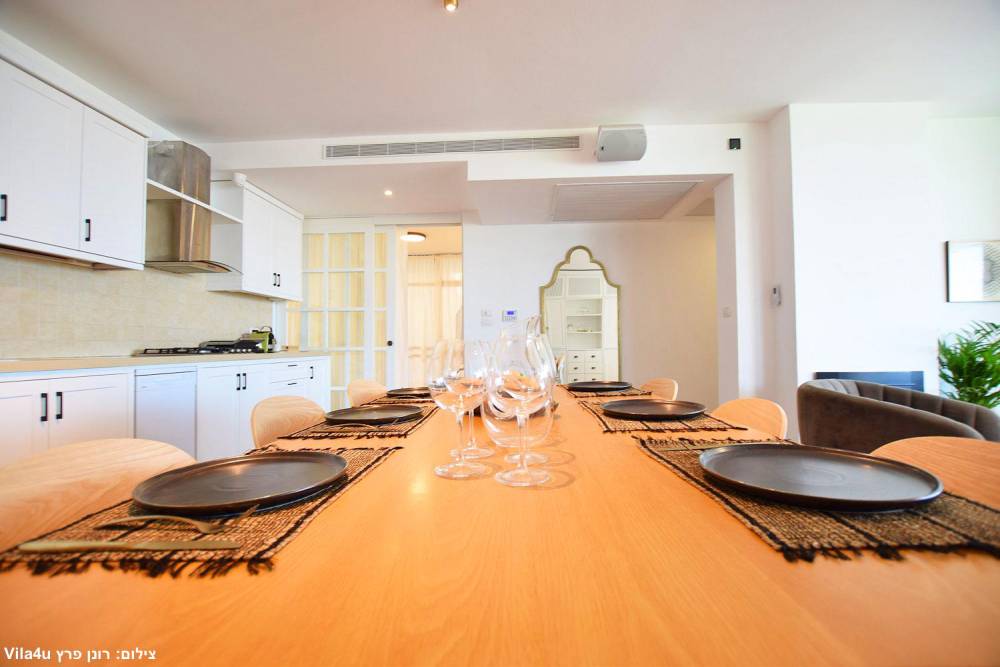 202459 גלרית פנים, וילה בליס - Villa Bliss, וילה  במגדל וילות - Vila 4 U