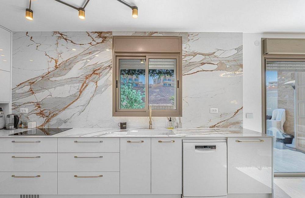 202507 בית של אהבה - גלריית פנים, בית של אהבה בלב אילת, וילה  באילת וילות - Vila 4 U