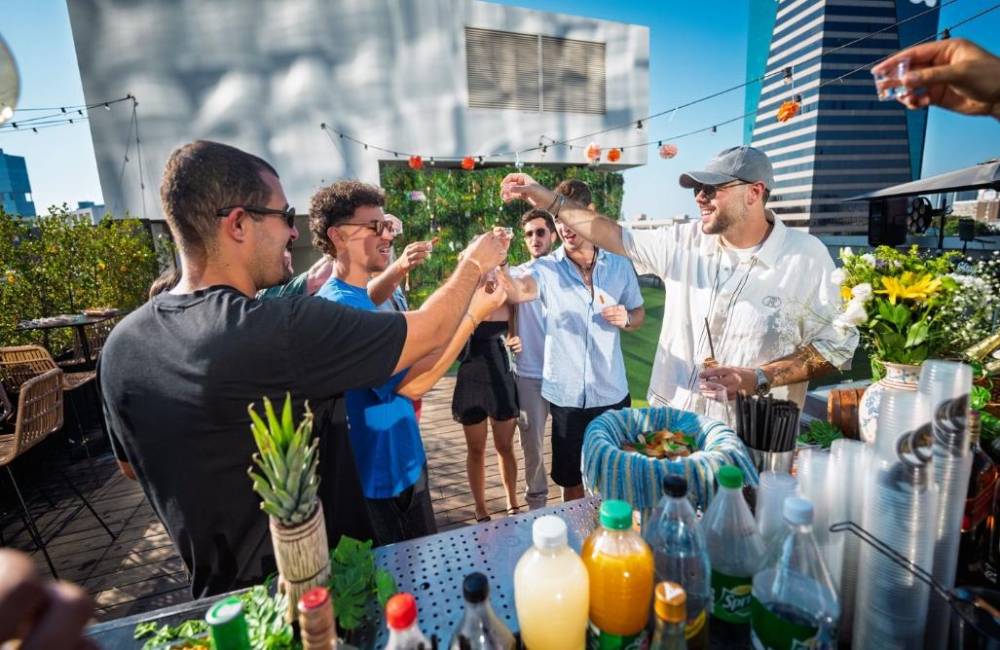 202531 גלריה כללית, אלמאגו רוף תל אביב, וילה  בתל אביב וילות - Vila 4 U