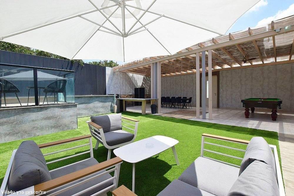 202823 המתחם חיצוני של הוילה, אחוזת כוכב יהלום, וילה  בשלומי וילות - Vila 4 U