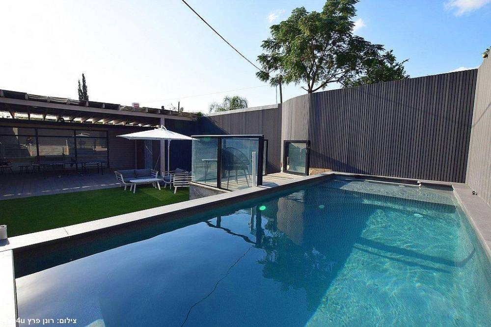 202841 המתחם חיצוני של הוילה, אחוזת כוכב יהלום, וילה  בשלומי וילות - Vila 4 U