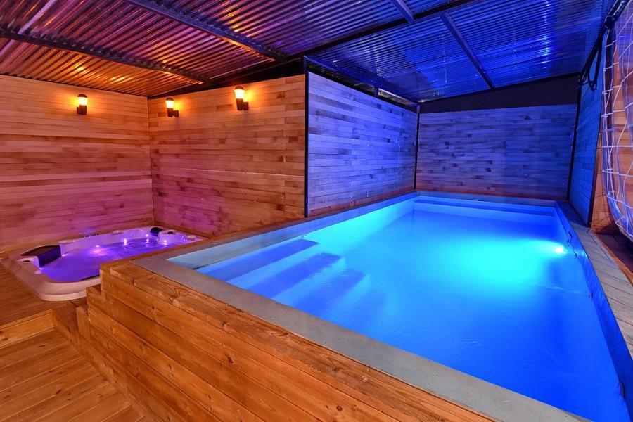 204174 מתחם חוץ, בלו סקיי, וילה  בפתח תקווה וילות - Vila 4 U