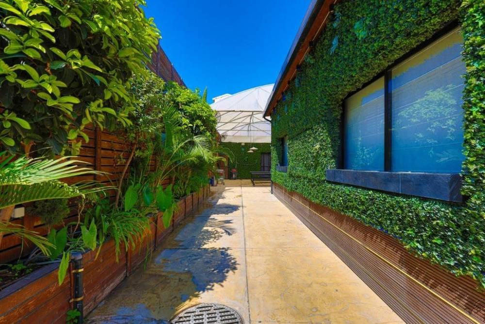 205219 מתחם חיצוני, אחוזת יולי איוונטס, וילה  בנתניה וילות - Vila 4 U