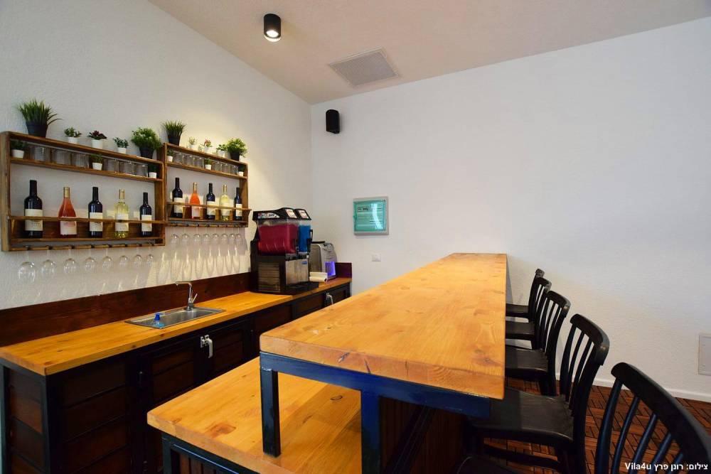 205223 מתחם פנימי, אחוזת יולי איוונטס, וילה  בנתניה וילות - Vila 4 U