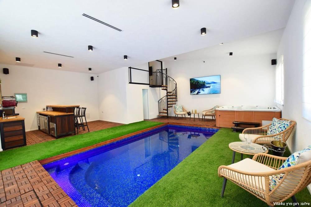 205232 גלריה כללית, אחוזת יולי איוונטס, וילה  בנתניה וילות - Vila 4 U