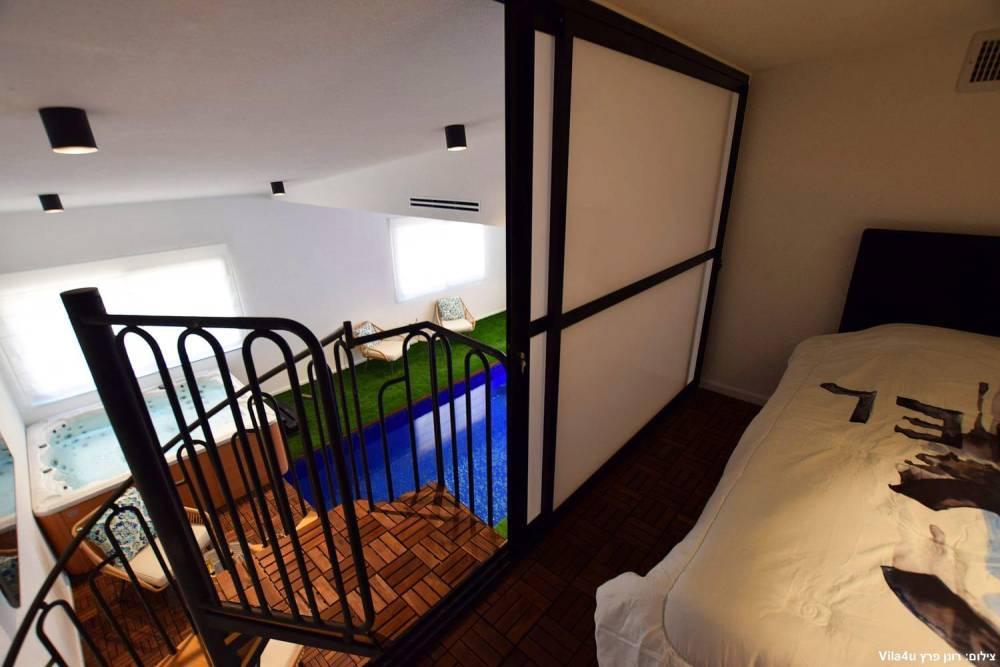 205237 גלריה כללית, אחוזת יולי איוונטס, וילה  בנתניה וילות - Vila 4 U