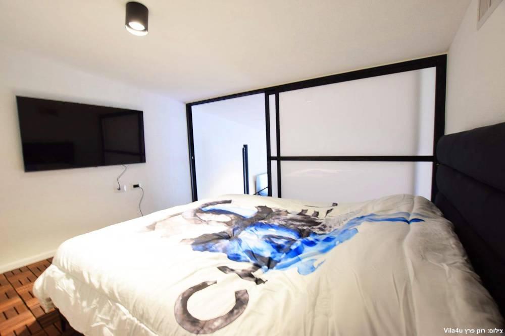 205241 גלריה כללית, אחוזת יולי איוונטס, וילה  בנתניה וילות - Vila 4 U