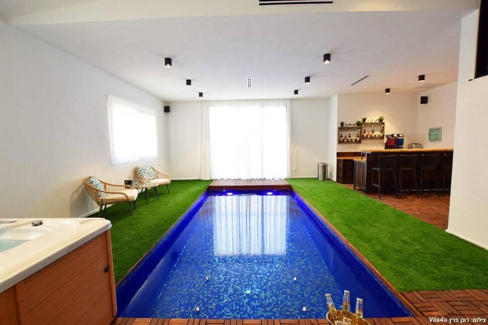 205243 גלריה כללית, אחוזת יולי איוונטס, וילה  בנתניה וילות - Vila 4 U