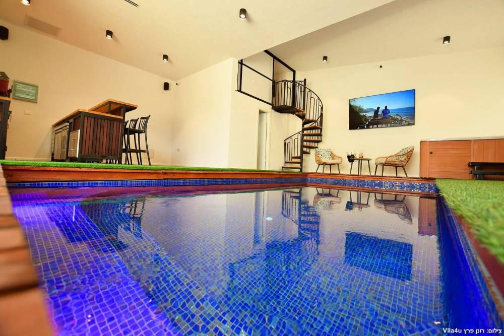 205247 גלריה כללית, אחוזת יולי איוונטס, וילה  בנתניה וילות - Vila 4 U