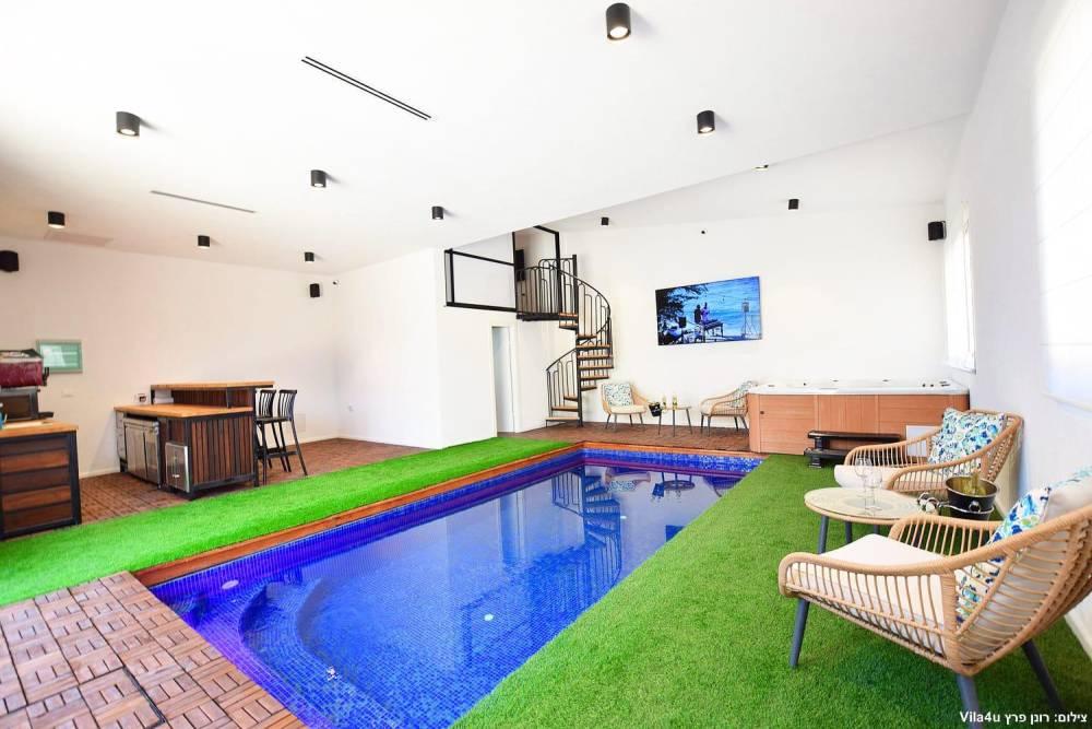 205250 גלריה כללית, אחוזת יולי איוונטס, וילה  בנתניה וילות - Vila 4 U