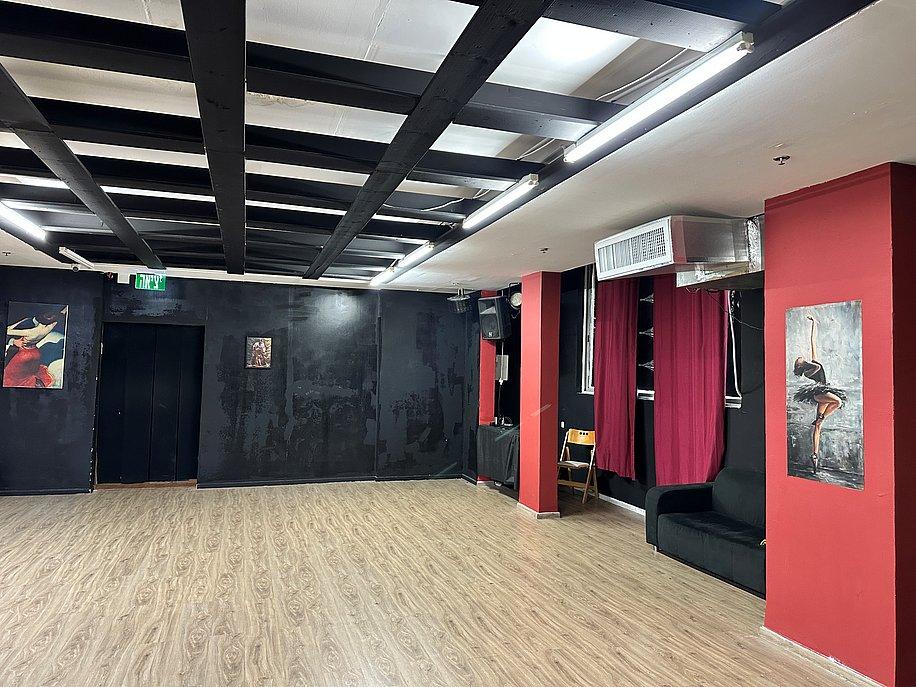 205813 מתחם גסולינה ראשון לציון, מתחם גסולינה ראשון לציון, וילה  בראשון לציון וילות - Vila 4 U