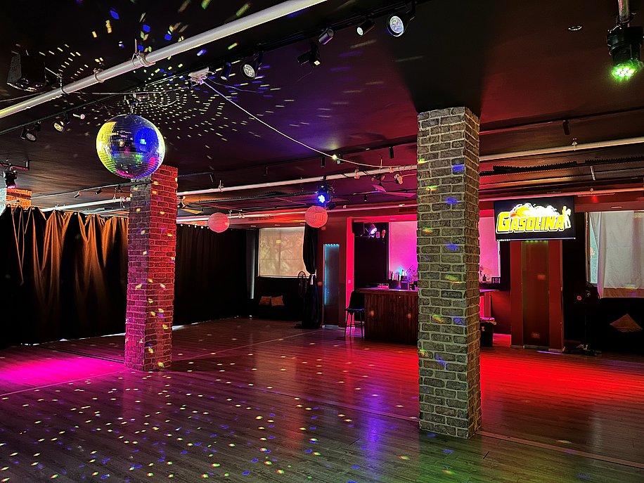 205825 אולם 1, מתחם גסולינה ראשון לציון, וילה  בראשון לציון וילות - Vila 4 U