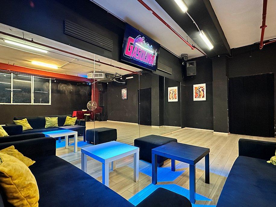 205863 אולם 3, מתחם גסולינה ראשון לציון, וילה  בראשון לציון וילות - Vila 4 U