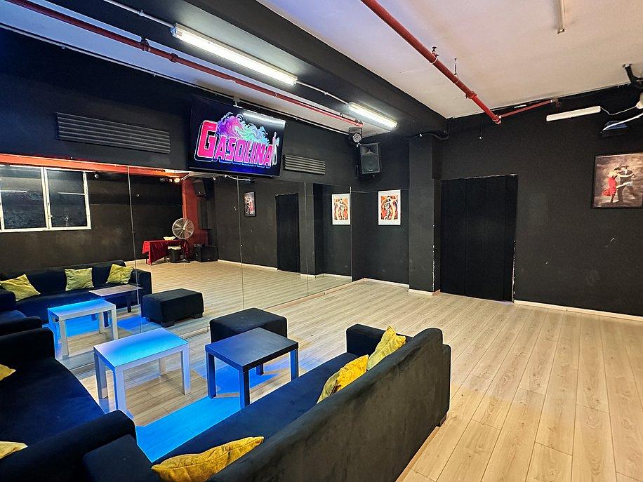 205867 אולם 3, מתחם גסולינה ראשון לציון, וילה  בראשון לציון וילות - Vila 4 U