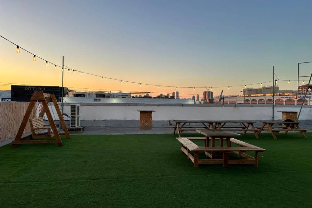 205869 מתחם הגג, מתחם גסולינה ראשון לציון, וילה  בראשון לציון וילות - Vila 4 U