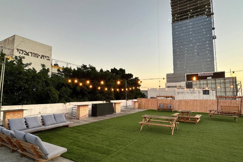 205872 מתחם הגג, מתחם גסולינה ראשון לציון, וילה  בראשון לציון וילות - Vila 4 U