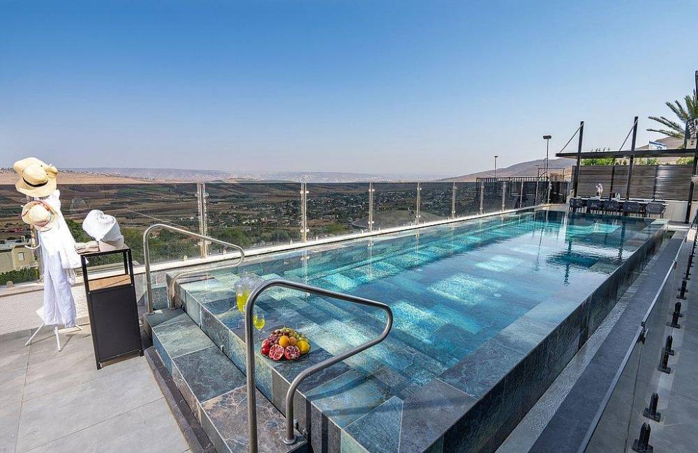 206091 מתחם חיצוני, וילה אלטה לוקס יוקרה, וילה  ביבנאל וילות - Vila 4 U